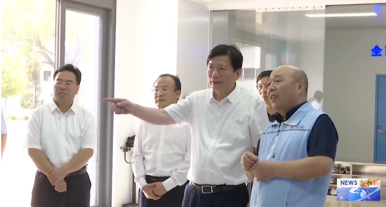 新乡市市委书记李卫东、市长魏建平莅临河南中杰药业调研 指导助力企业持续创新发展